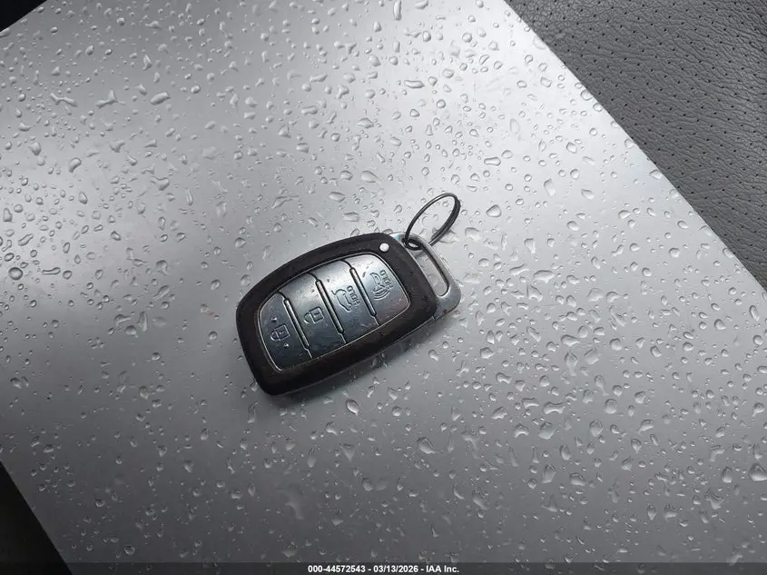 2016 HYUNDAI TUCSON SPORT