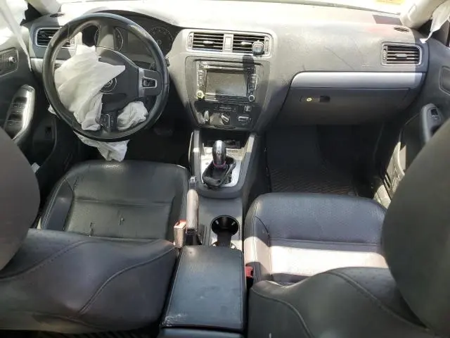 2014 VOLKSWAGEN JETTA SE  