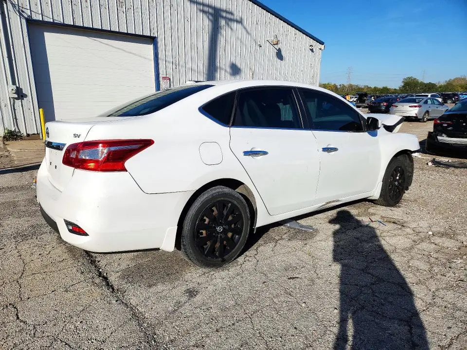2016 NISSAN SENTRA SV  