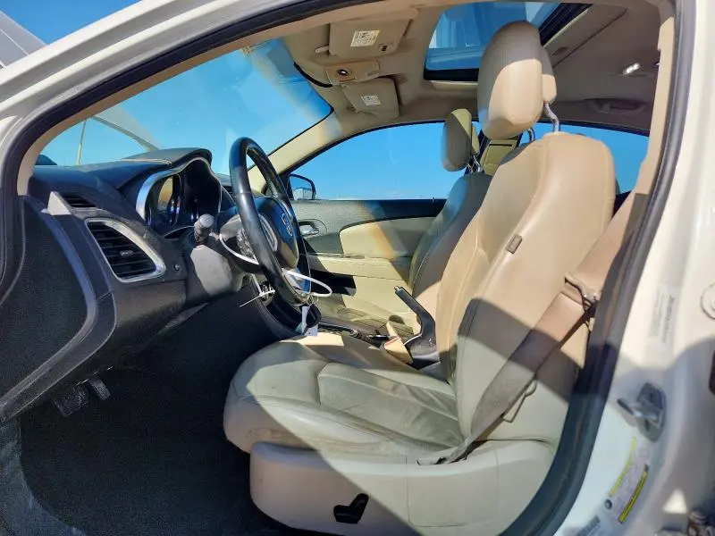 2011 DODGE AVENGER LUX
