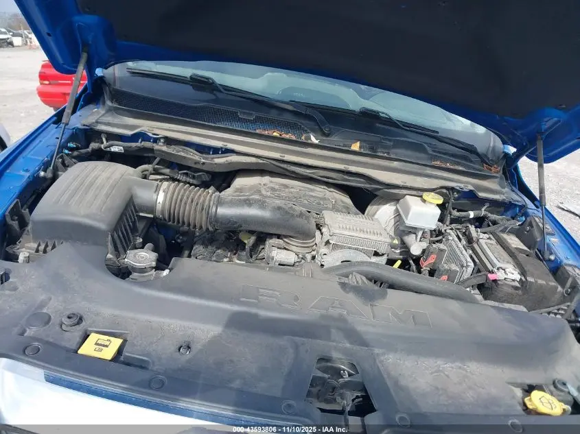 2022 RAM 1500 LARAMIE  4X4 5'7 BOX