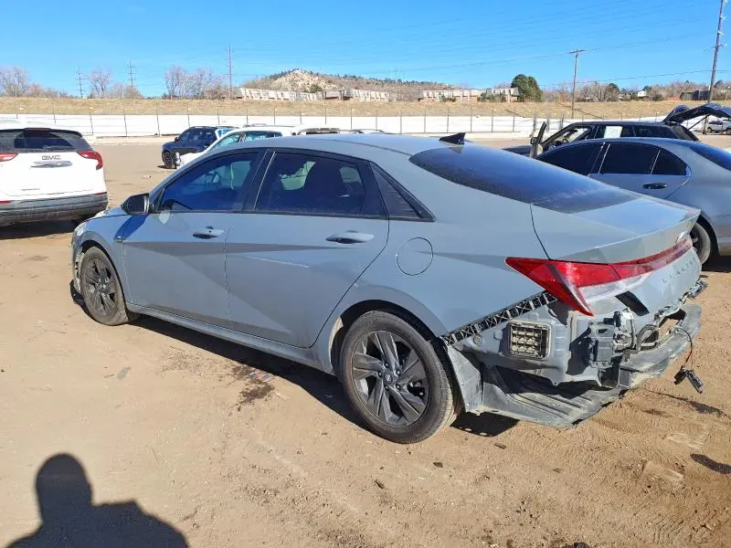 2022 HYUNDAI ELANTRA SEL  