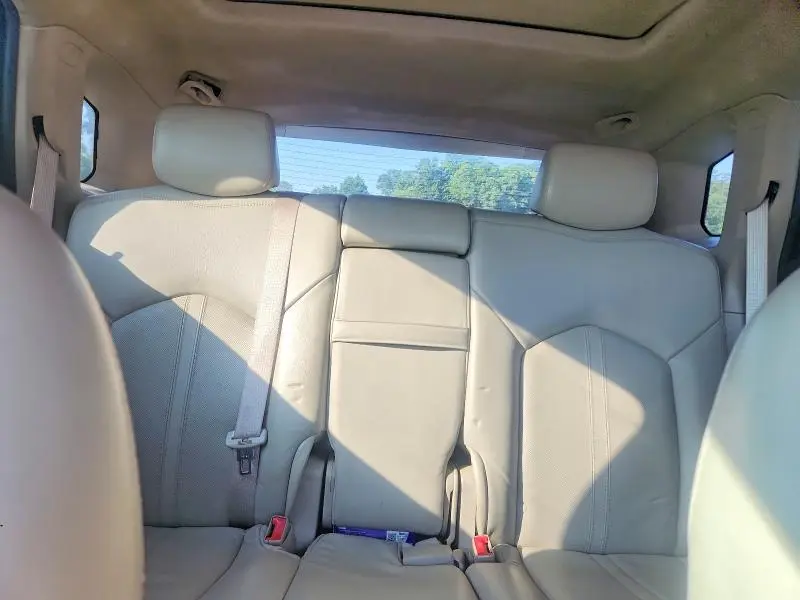 2011 CADILLAC SRX LUXURY COLLECTION  