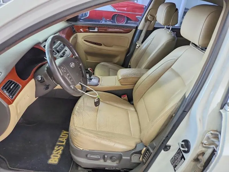 2013 HYUNDAI GENESIS 3.8L  