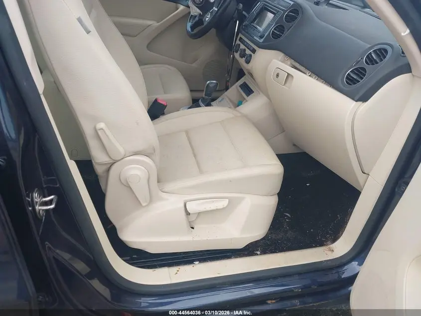 2016 VOLKSWAGEN TIGUAN S
