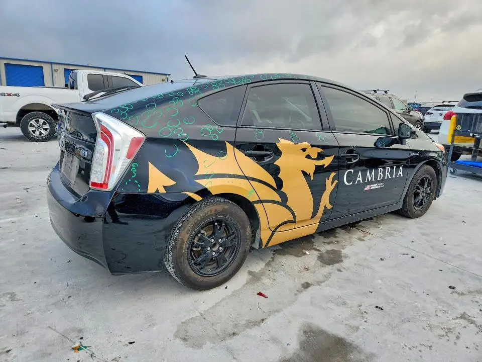 2015 TOYOTA PRIUS FOUR  