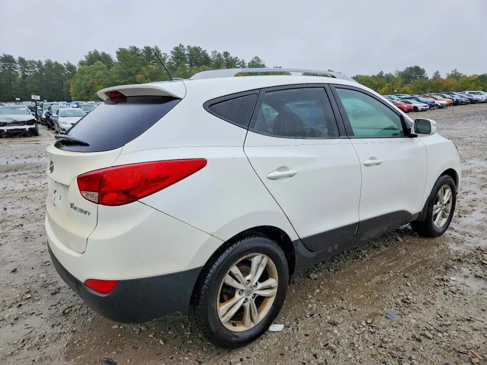 2013 HYUNDAI TUCSON GLS  