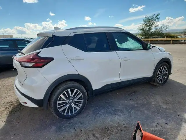 2021 NISSAN KICKS SV  