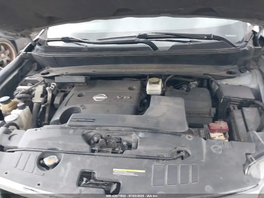 2013 NISSAN PATHFINDER PLATINUM