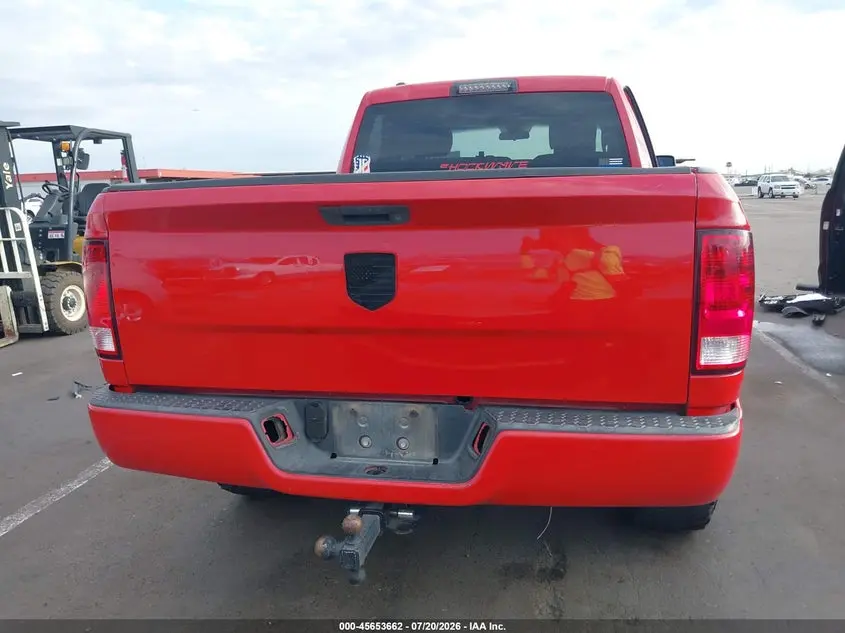 2017 RAM 1500 EXPRESS  4X2 6'4 BOX