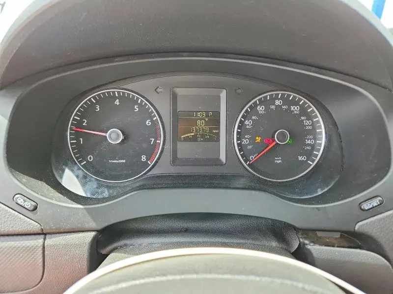 2012 VOLKSWAGEN JETTA SE  