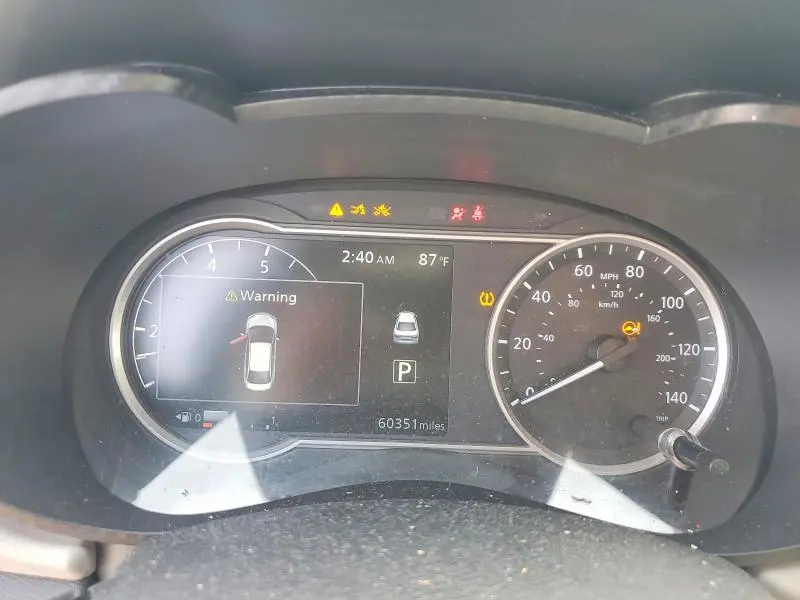 2021 NISSAN VERSA SV  