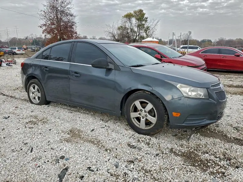 2013 CHEVROLET CRUZE LT  