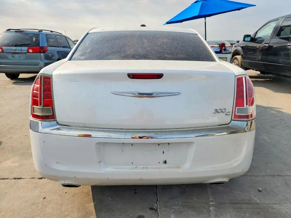 2013 CHRYSLER 300C   