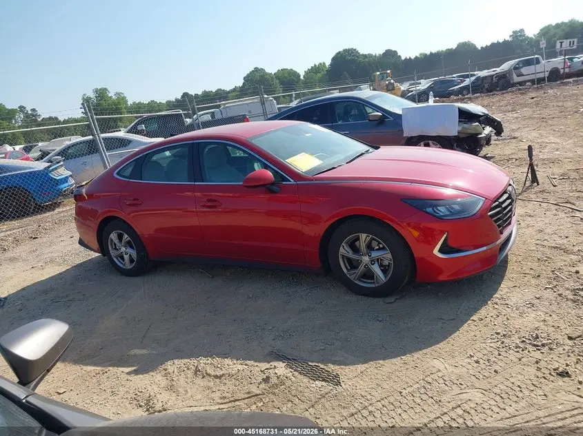 2022 HYUNDAI SONATA SE