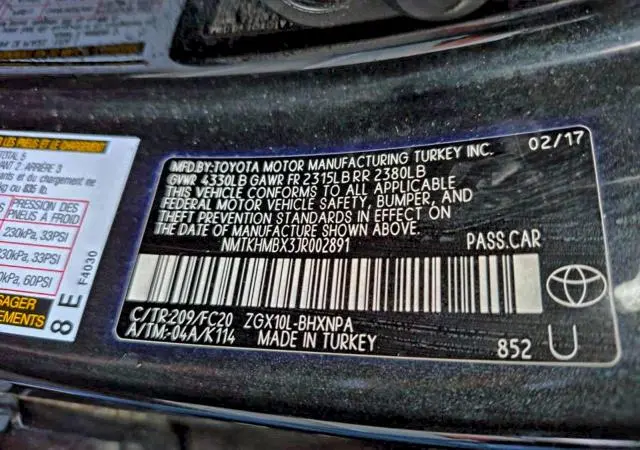 2018 TOYOTA C-HR XLE  