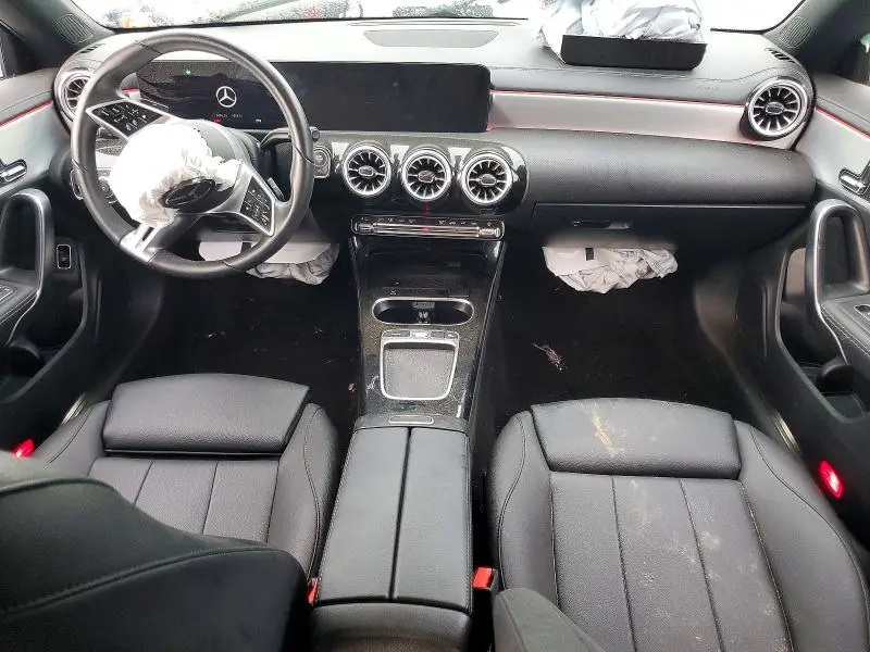 2025 MERCEDES-BENZ CLA 250  