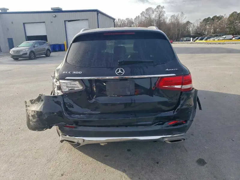 2019 MERCEDES-BENZ GLC 300 4MATIC  