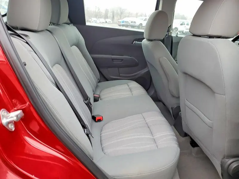 2015 CHEVROLET SONIC LT  