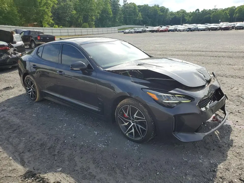 2023 KIA STINGER GT LINE  