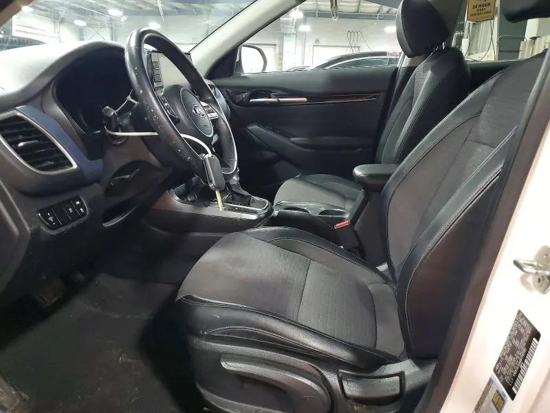 2021 KIA SELTOS S  