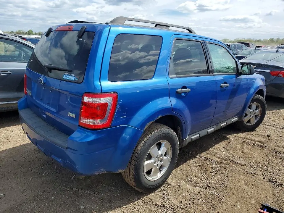 2011 FORD ESCAPE XLT  