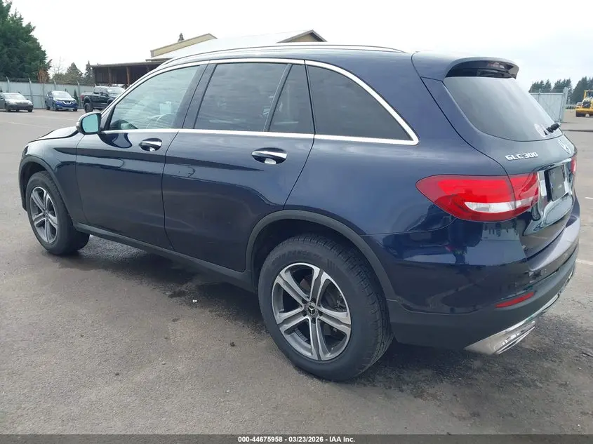2019 MERCEDES-BENZ GLC 300  