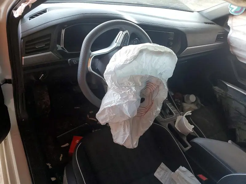 2022 VOLKSWAGEN JETTA SPORT  