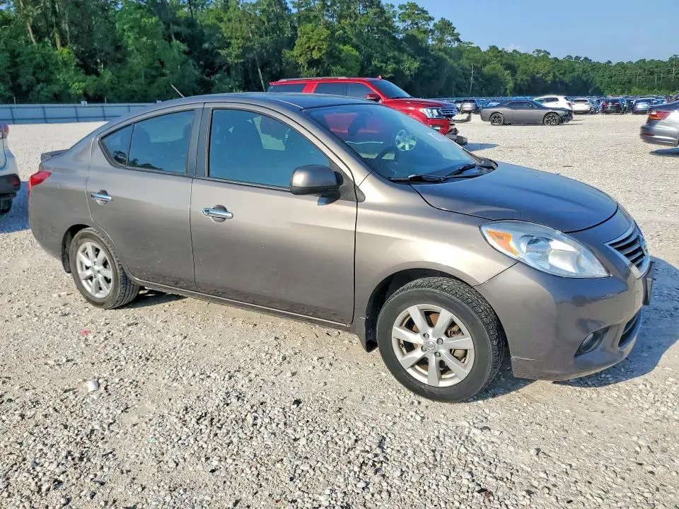 2013 NISSAN VERSA 1.6 S  