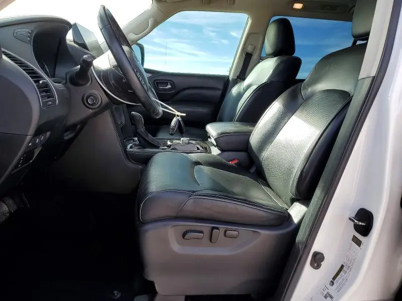 2022 INFINITI QX80 LUXE  