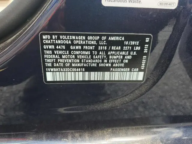 2013 VOLKSWAGEN PASSAT SE  