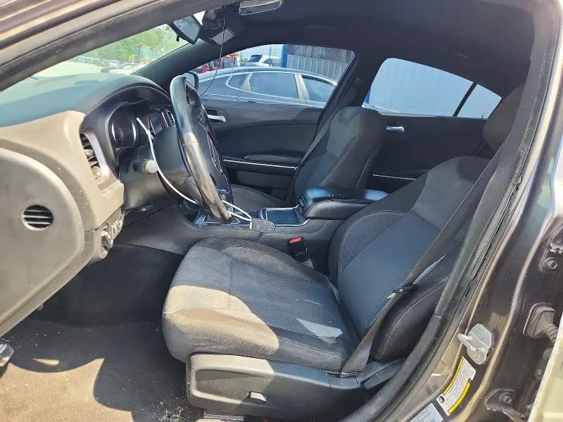 2015 DODGE CHARGER SE  