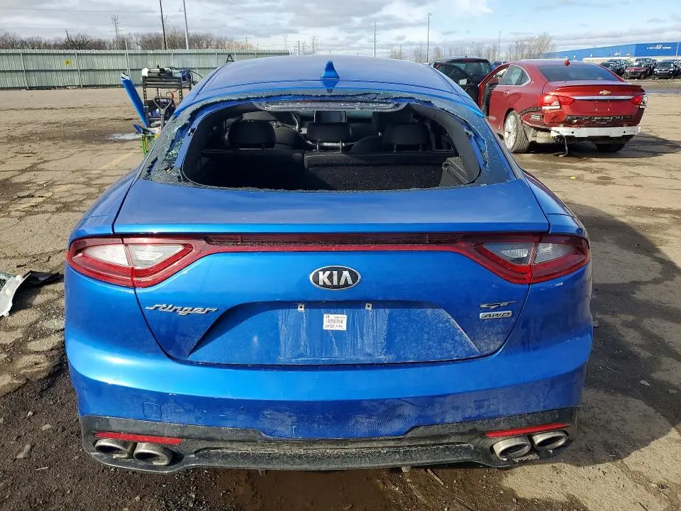 2018 KIA STINGER GT  