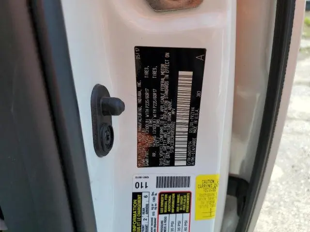 2017 TOYOTA SIENNA LE  