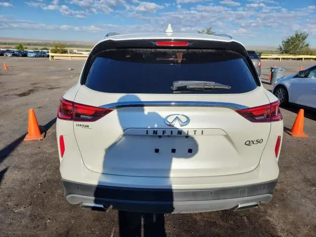 2021 INFINITI QX50 LUXE  