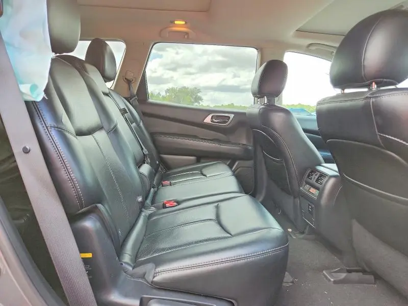 2015 NISSAN PATHFINDER S  