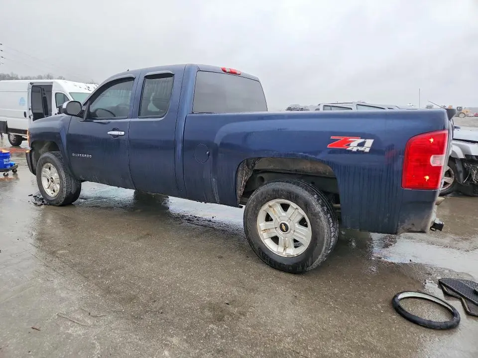 2011 CHEVROLET SILVERADO K1500 LT  