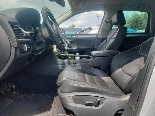 2012 VOLKSWAGEN TOUAREG V6 TDI  