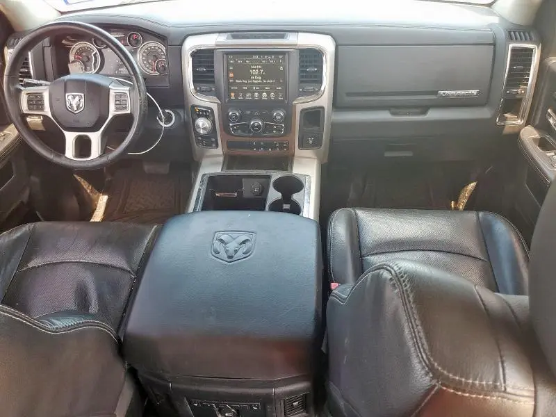 2015 RAM 1500 LARAMIE  
