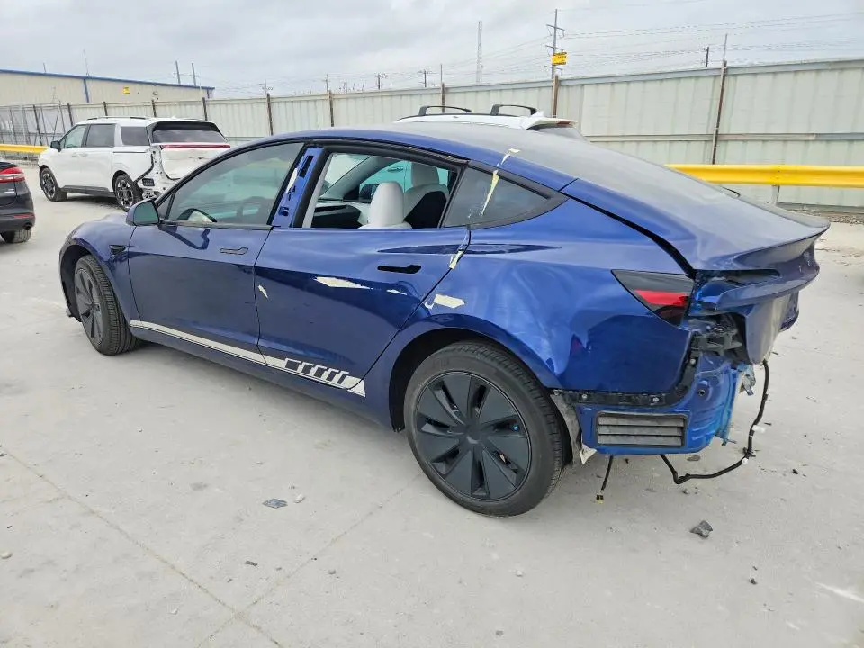 2024 TESLA MODEL 3   