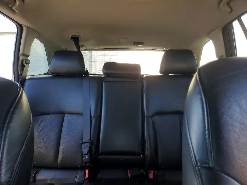 2011 SUBARU OUTBACK 2.5I LIMITED  