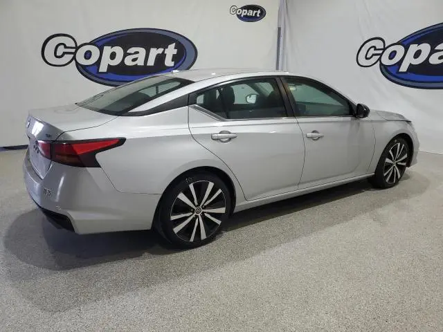 2021 NISSAN ALTIMA SR