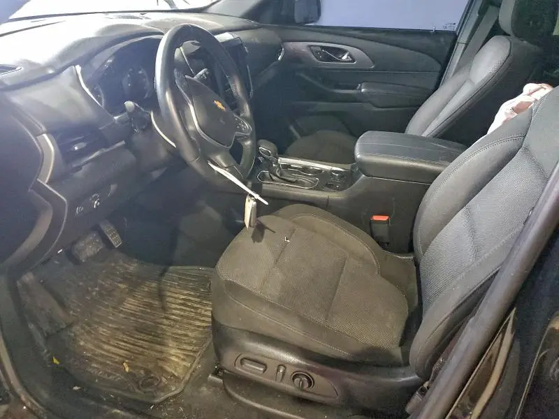 2023 CHEVROLET TRAVERSE LT  