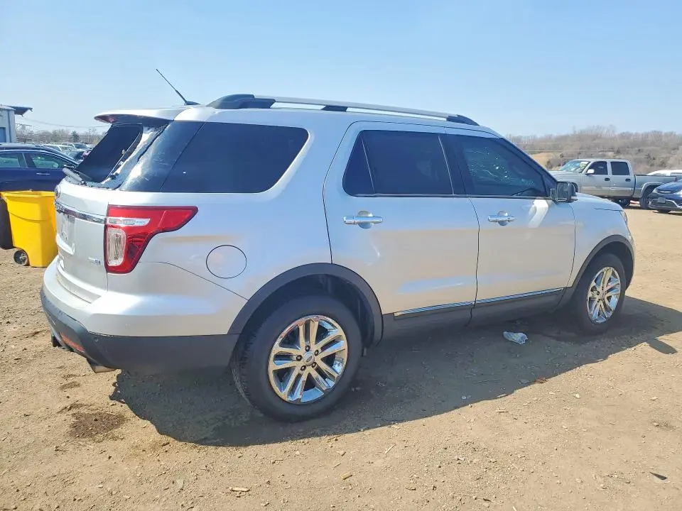 2013 FORD EXPLORER XLT  