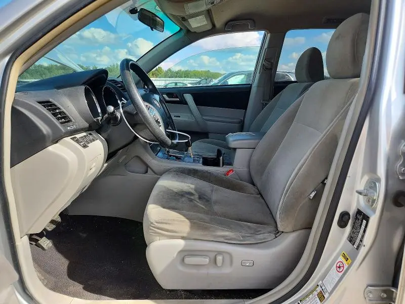 2012 TOYOTA HIGHLANDER BASE  