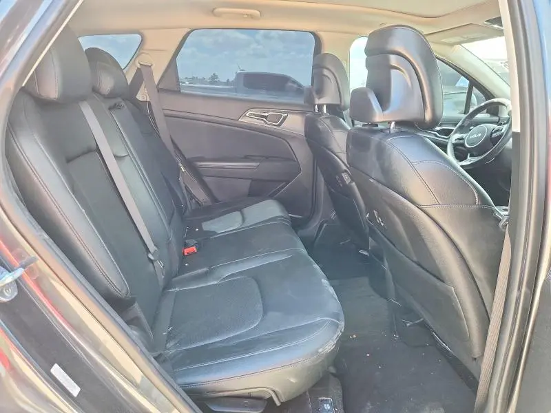 2023 KIA SPORTAGE SX  