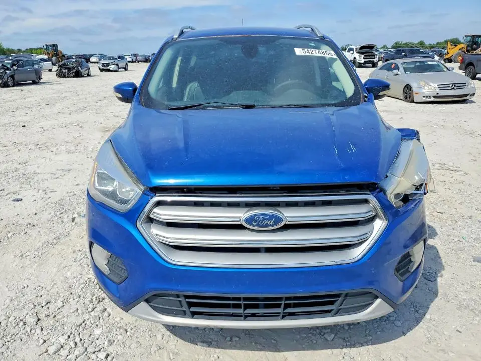 2017 FORD ESCAPE TITANIUM  