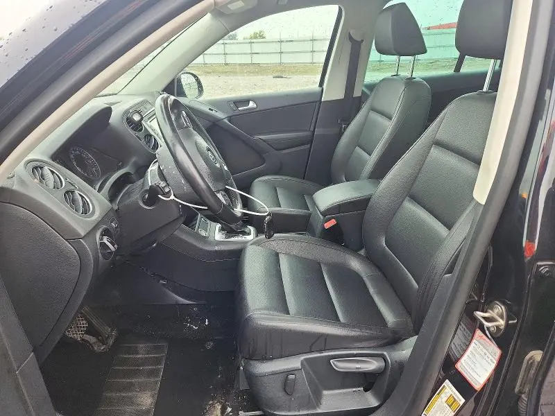 2015 VOLKSWAGEN TIGUAN S  