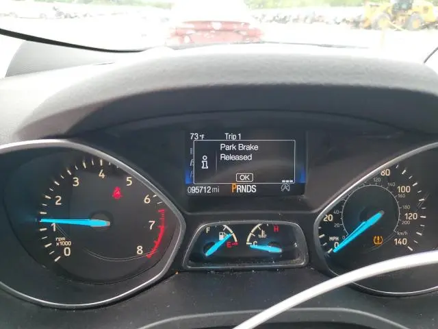 2017 FORD ESCAPE SE  