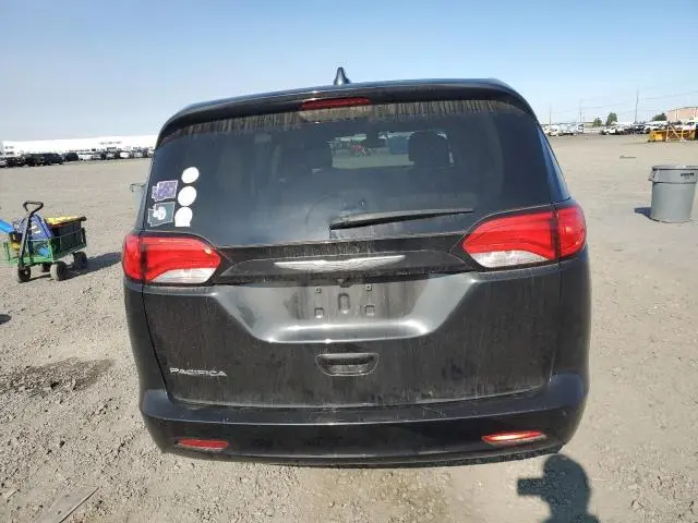 2017 CHRYSLER PACIFICA LX  